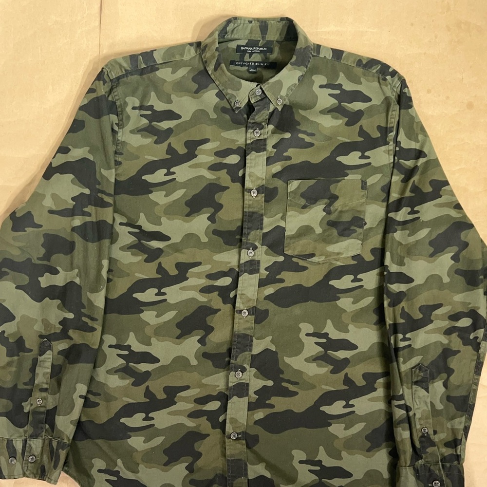 Banana Republic Green Camouflage Shirt